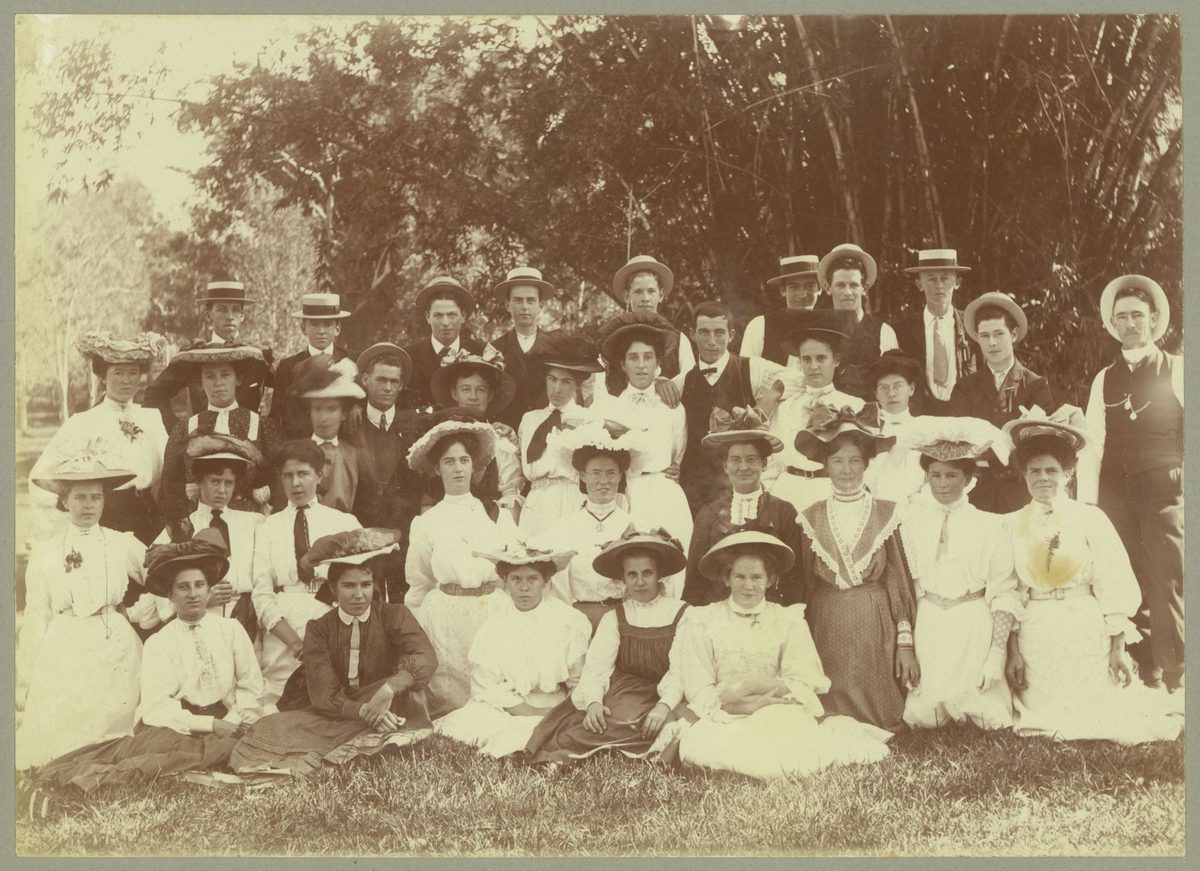 Sunday School bible study group at the Albion Baptist Church, Brisbane, 1908