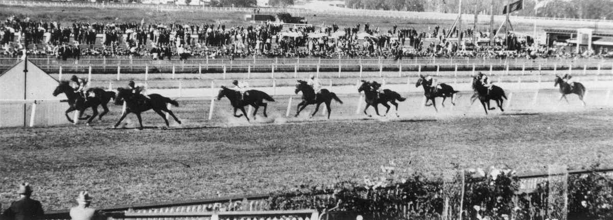 Great Idea wins the Hendra Handicap at Ascot races, Brisbane, 1931