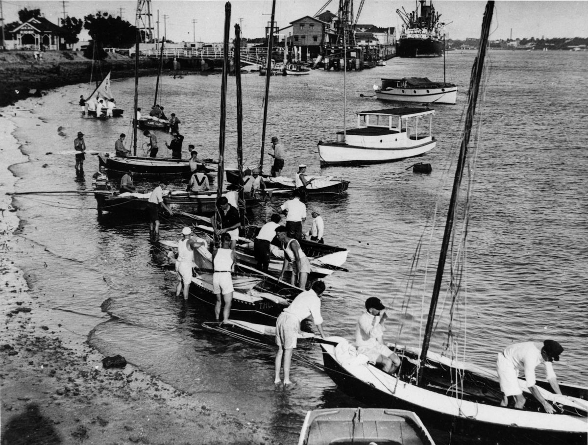 Sailing boats on the Hamilton foreshore, Brisbane, 1929