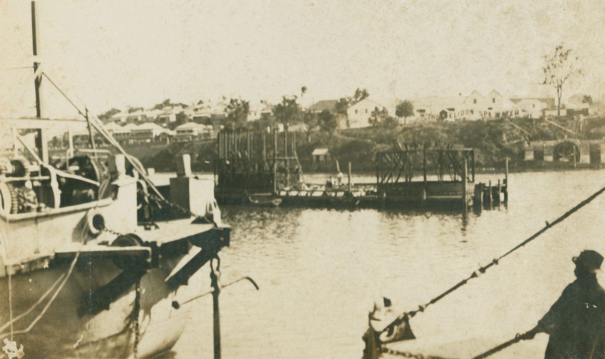 Construction of the supports of the Grey Street Bridge, Brisbane, May 1929, Brisbane City