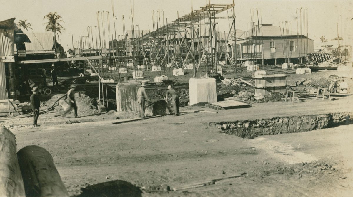 Construction of the bridge ramp at Montague Road, South Brisbane, June 1929