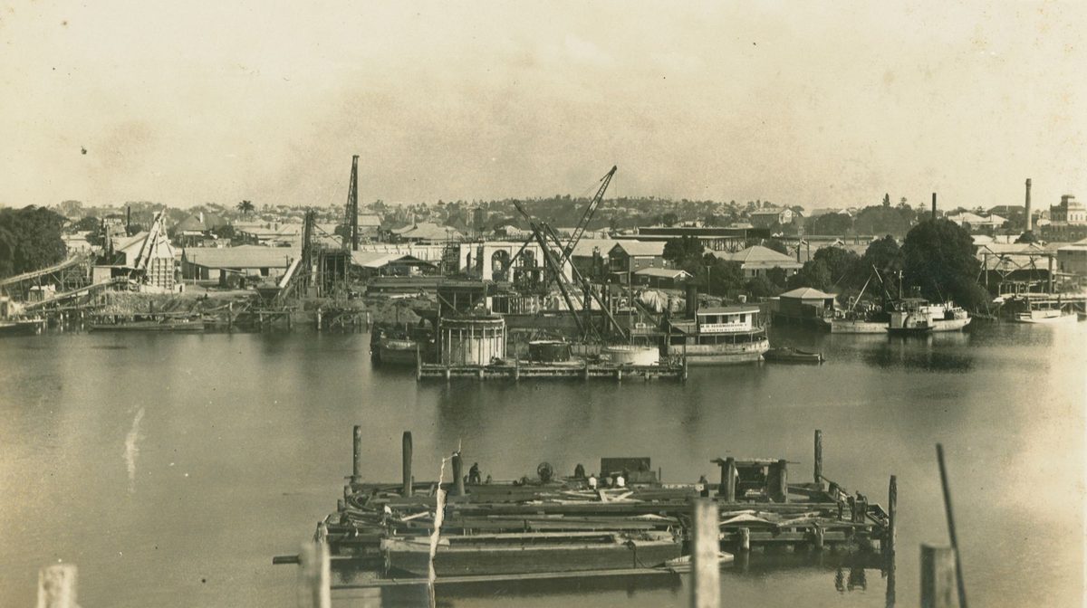 Midstream pier for the Grey Street Bridge, Brisbane, 1929, South Brisbane