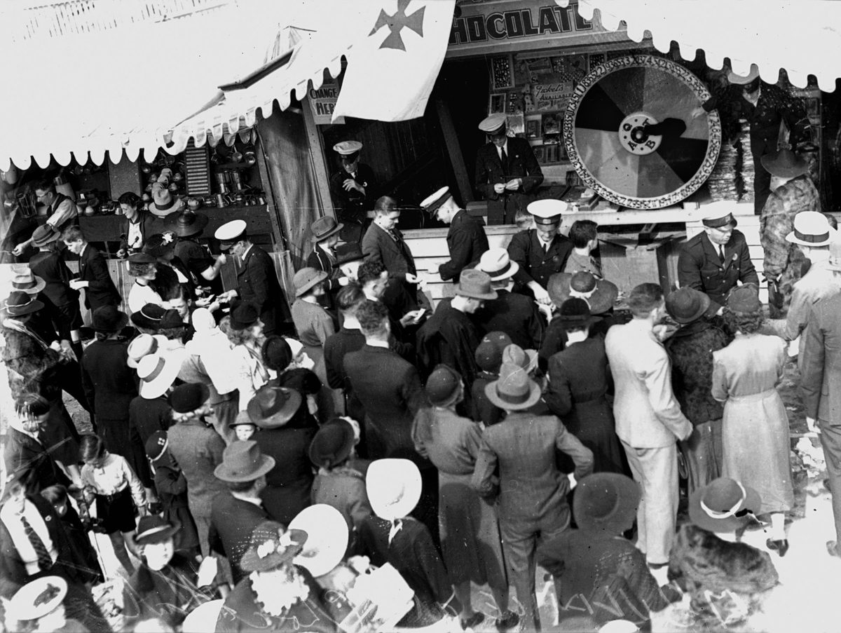 Chocolate Wheel at the Ambulance stall, Exhibition Ground, Brisbane, 1938, Bowen Hills