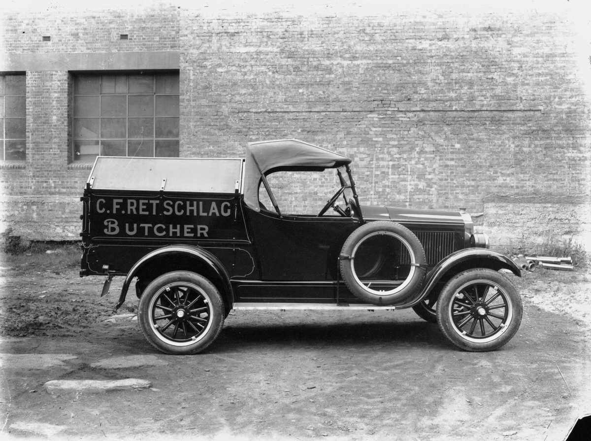 Gray light truck with meat delivery body, Brisbane, 1925 model