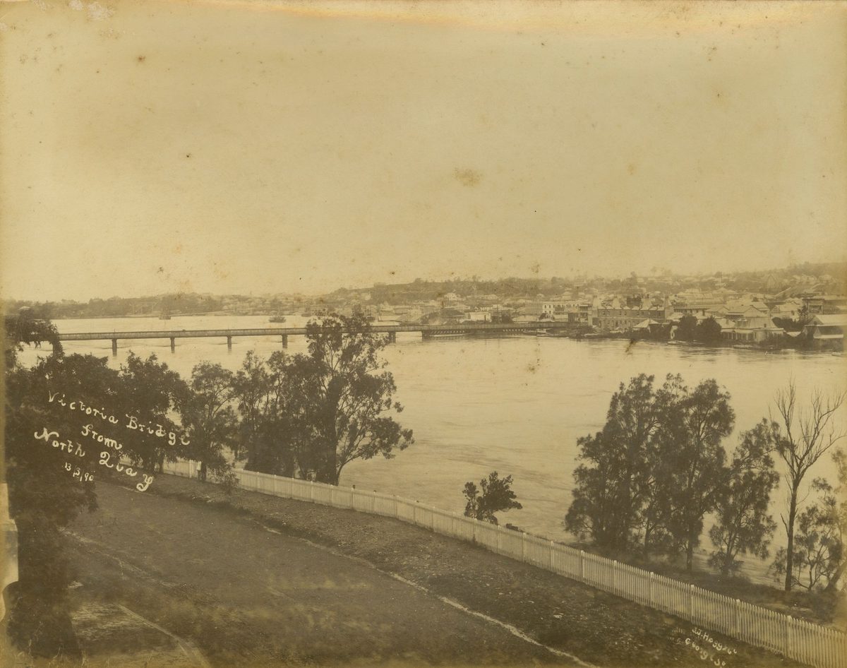 Floodwaters run strongly under the Victoria Bridge, Brisbane, 1890, Brisbane City