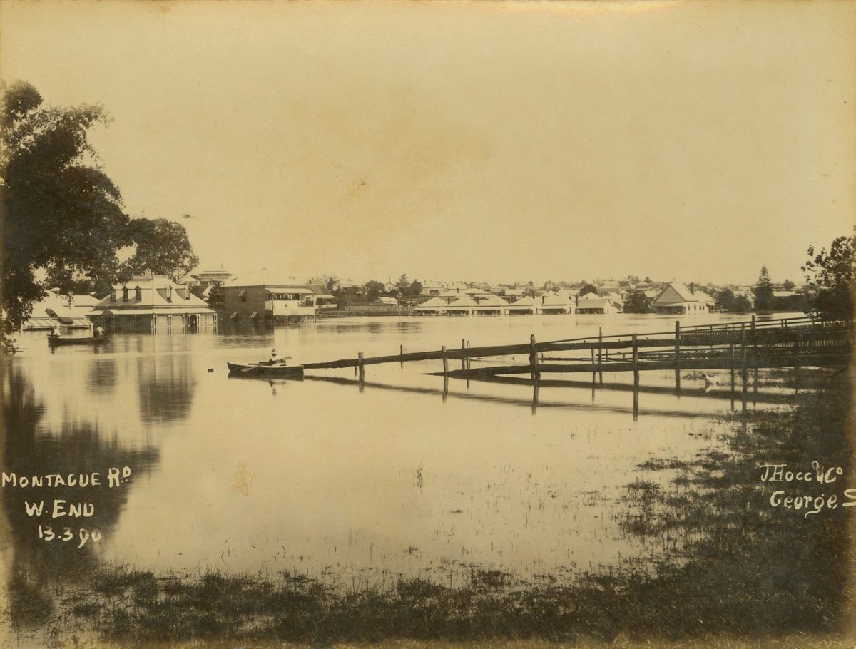Floodwaters in Montague Road, South Brisbane, 1890