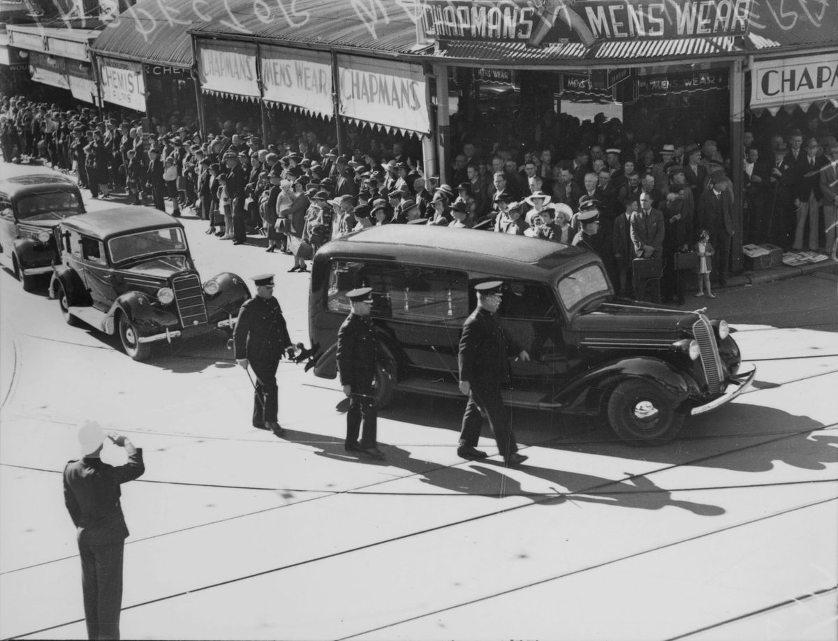 Funeral procession of Inspector Watson, Brisbane, 1939