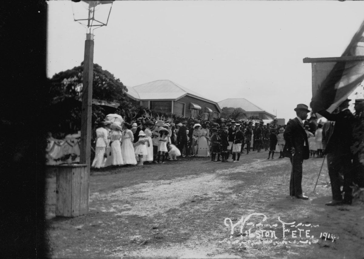 Social outing to the Wilston Fete in Brisbane, 1914