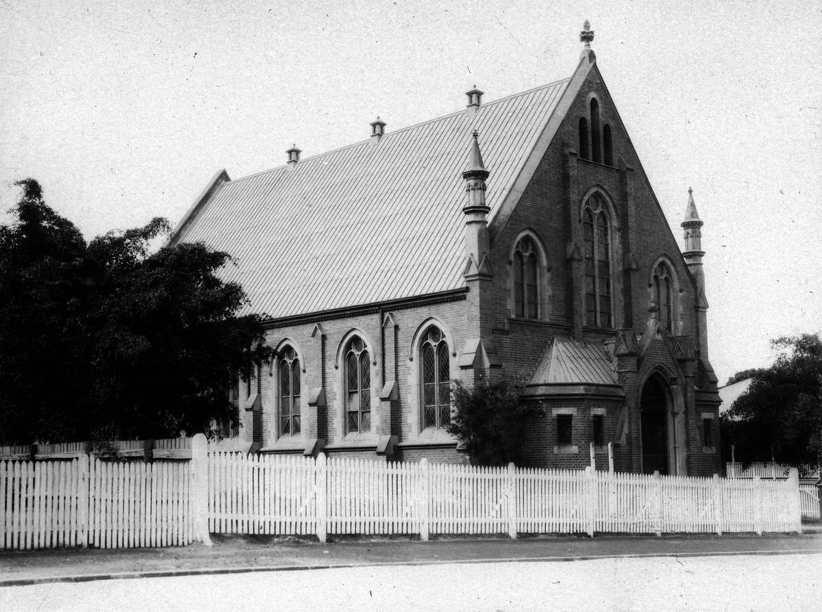 Kangaroo Point Uniting Church, formerly the Wesleyan Church. (1926)
