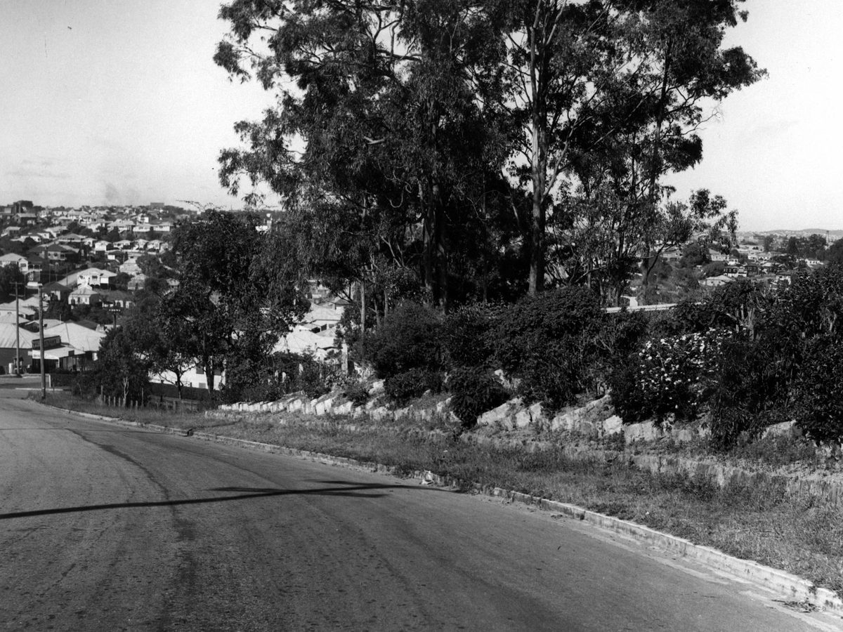 Fernberg Road, Brisbane, in 1950, Bardon