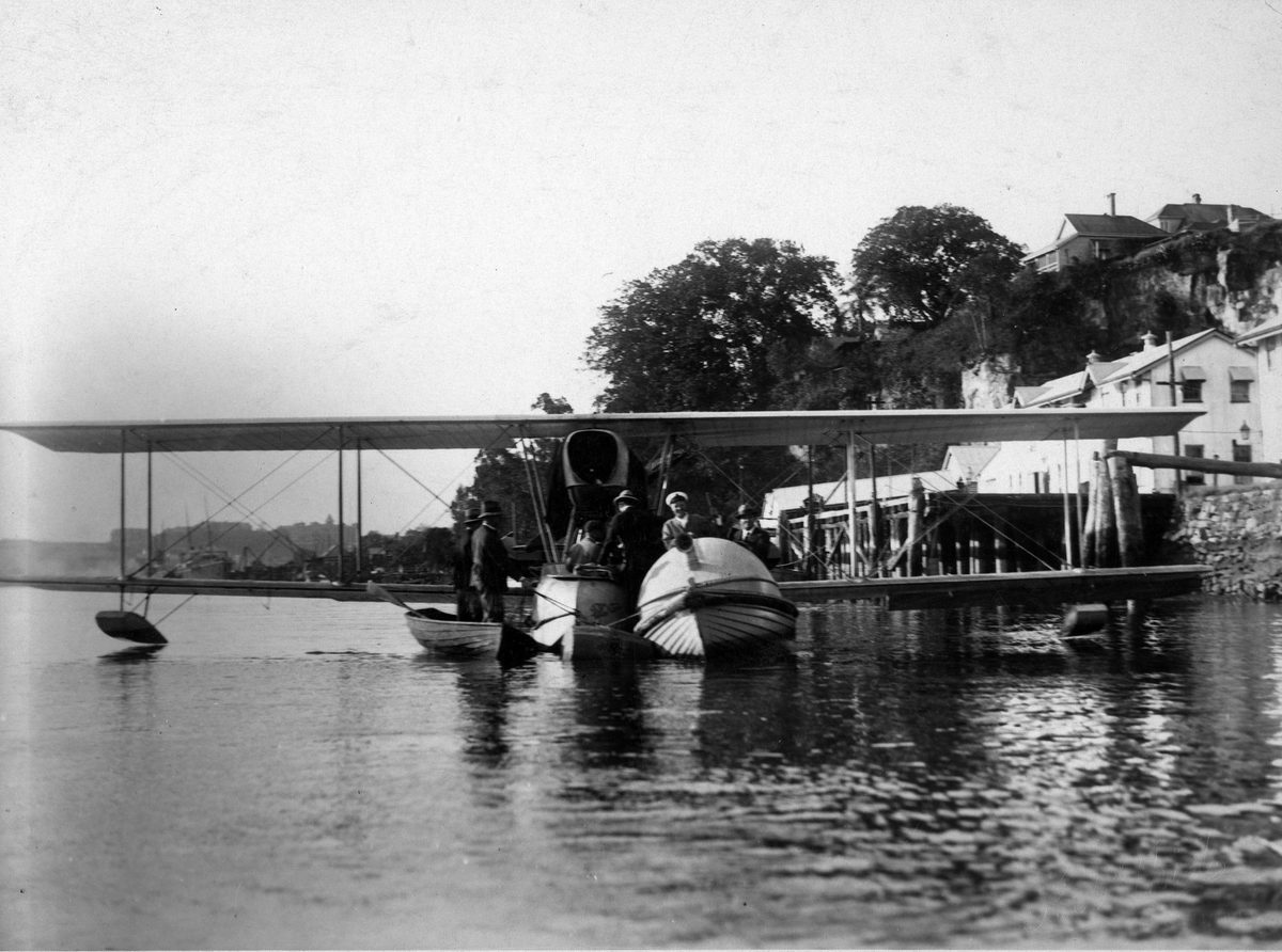 Savoia Marchetti seaplane on the Brisbane River, August 1925, Kangaroo Point
