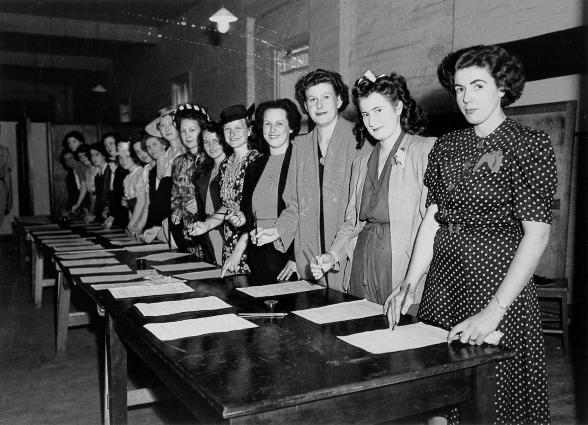 Women signing up for service in the forces during World War II, Brisbane, October 1942