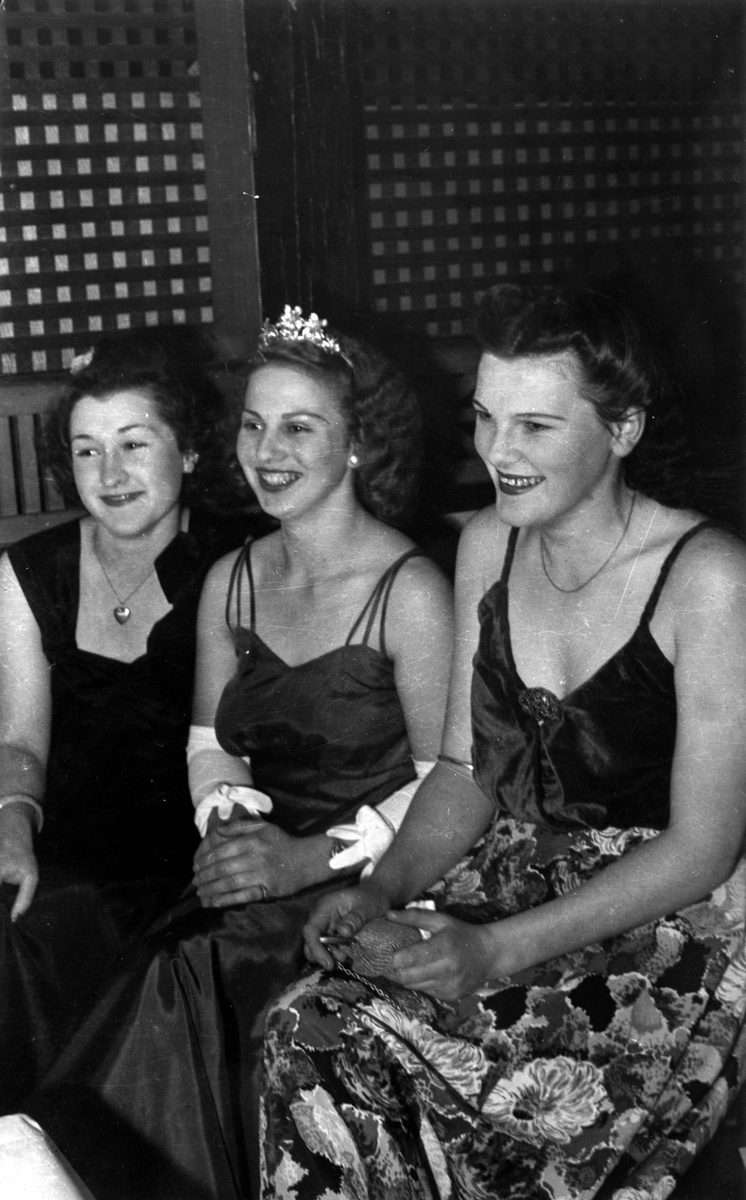 Annual ball of the Commercial Traveller's Association,1940, Brisbane