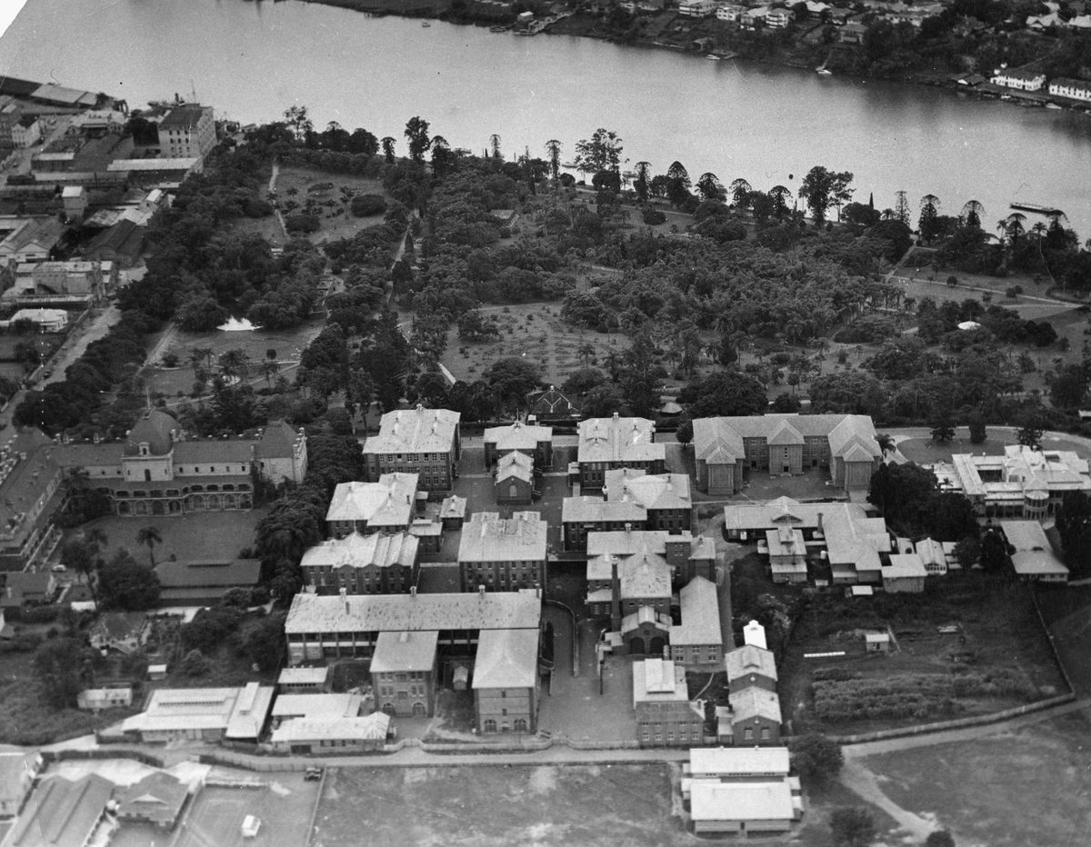Aerial view of the Brisbane City Botanic Gardens at Gardens Point, 1937