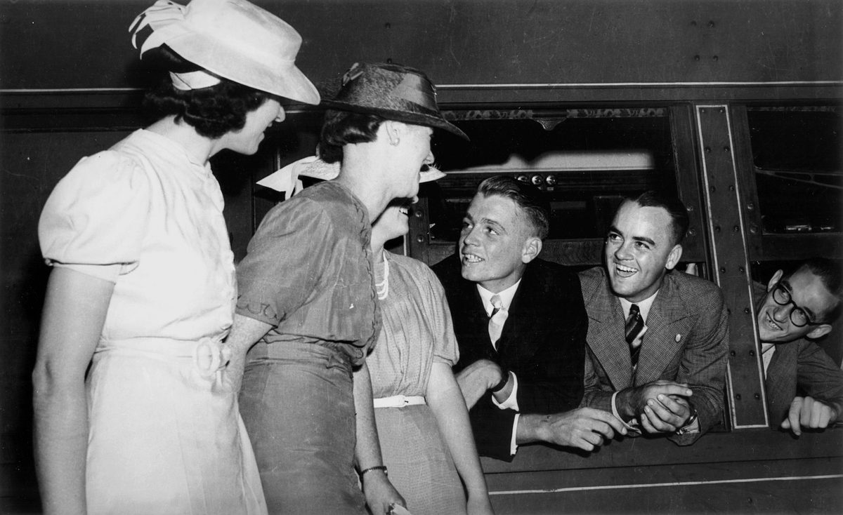 Young ladies farewelling their men at the railway station, Brisbane, April 1940