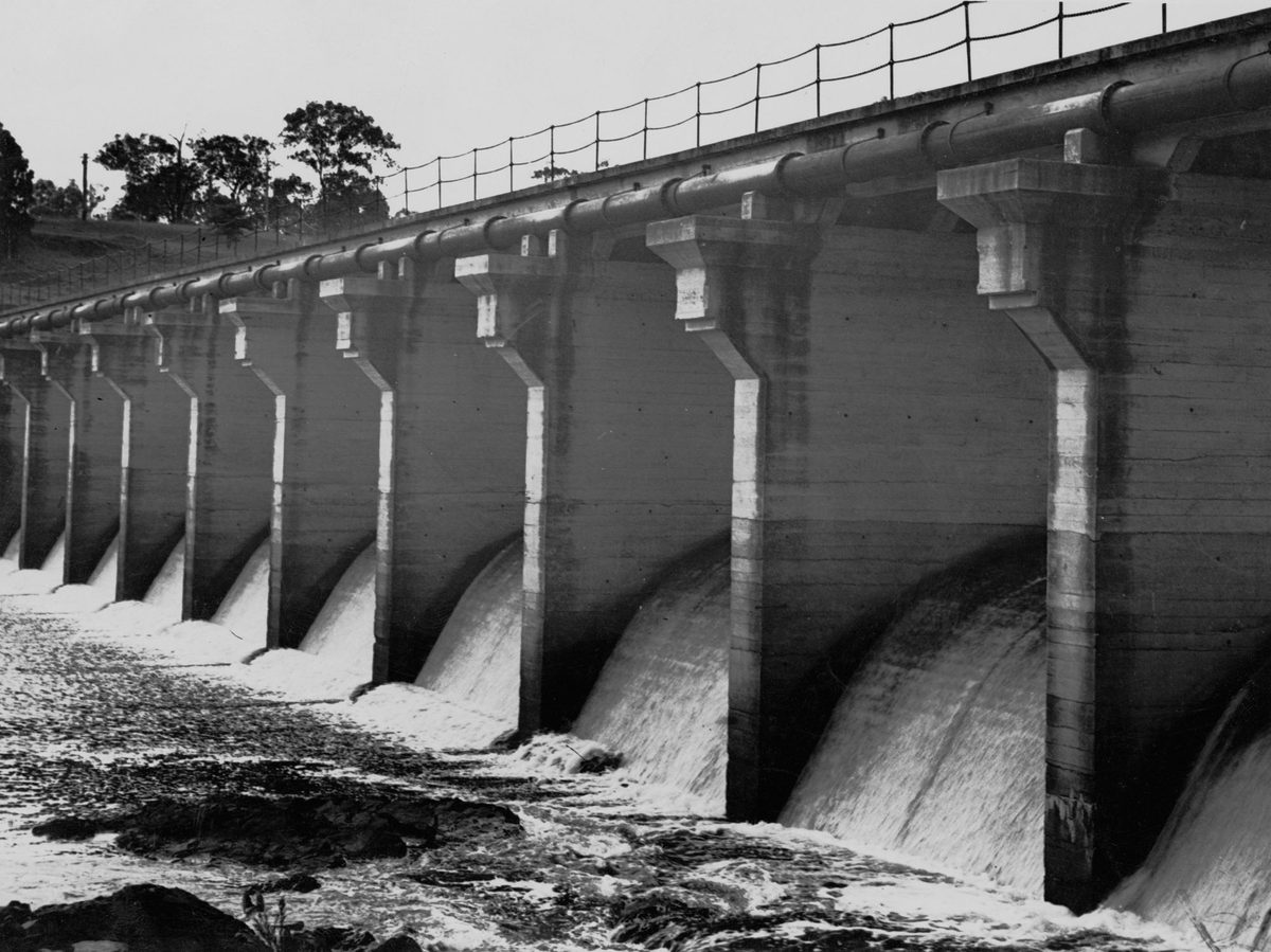 Mount Crosby Weir in 1938