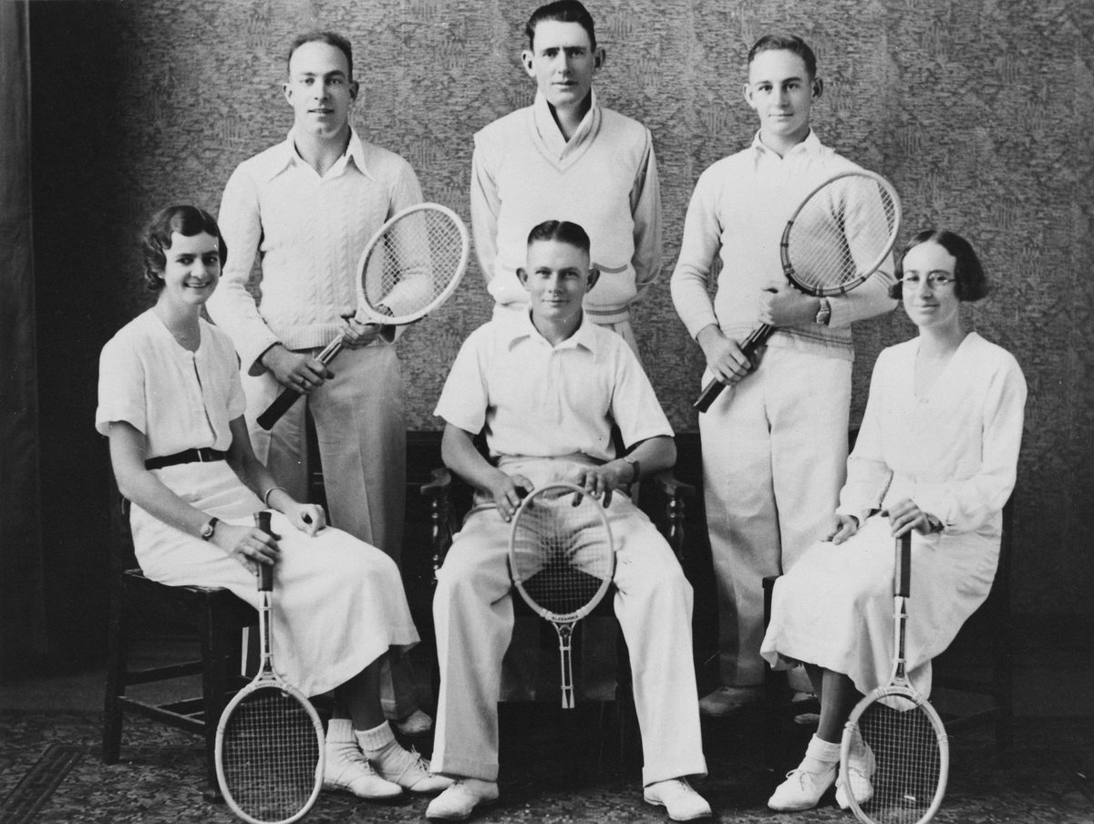 Members of the Welwyn Tennis Club in Coorparoo, 1934