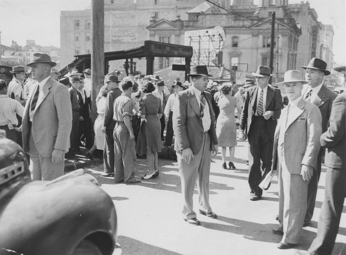 Railway workers strike near Central Railway Station, Brisbane, St. Patrick's Day, 1948