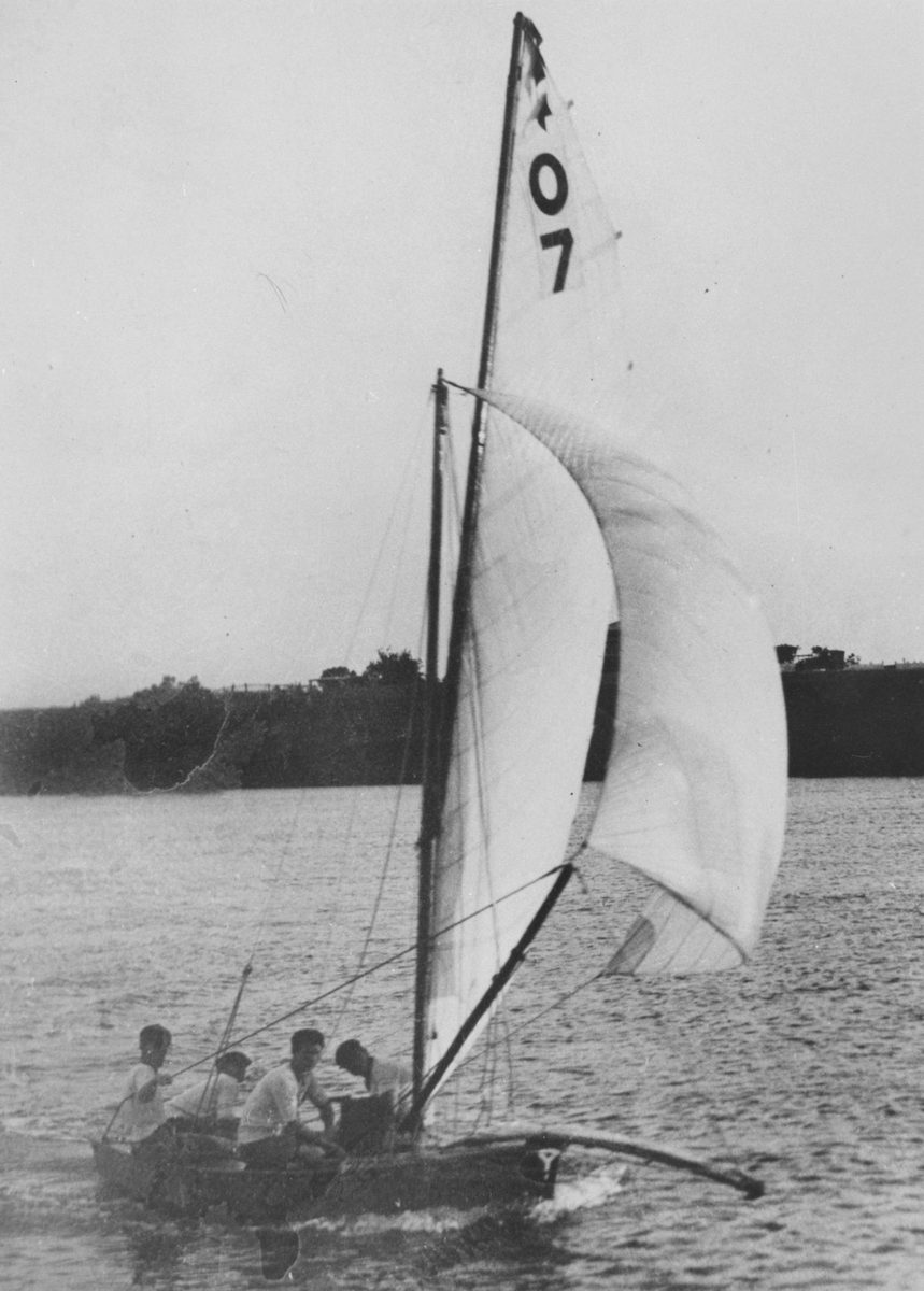 Wauwyn sailing champion of 1930-1931 being sailed by B. W. Gate, 1930, Brisbane