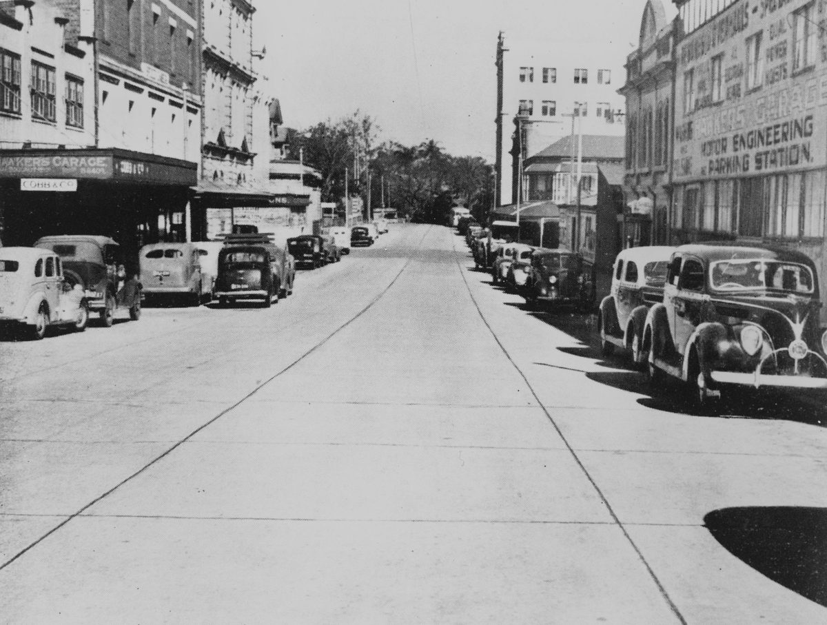 Looking down Edward Street, Brisbane, 1948, Brisbane City