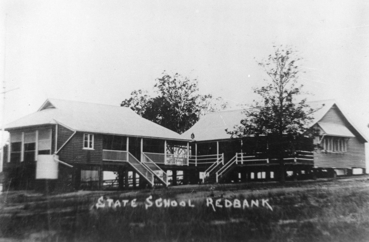 Redbank State School buildings (1915)