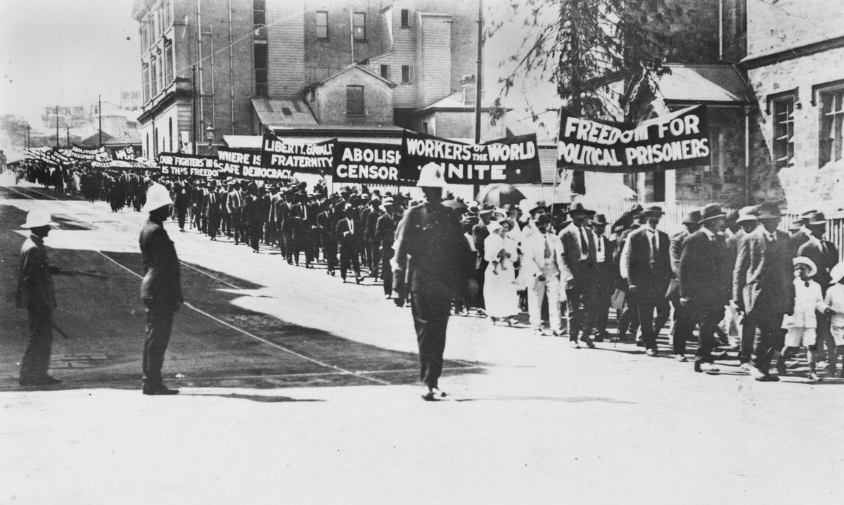 Procession of workers demonstrating in Brisbane, 1919