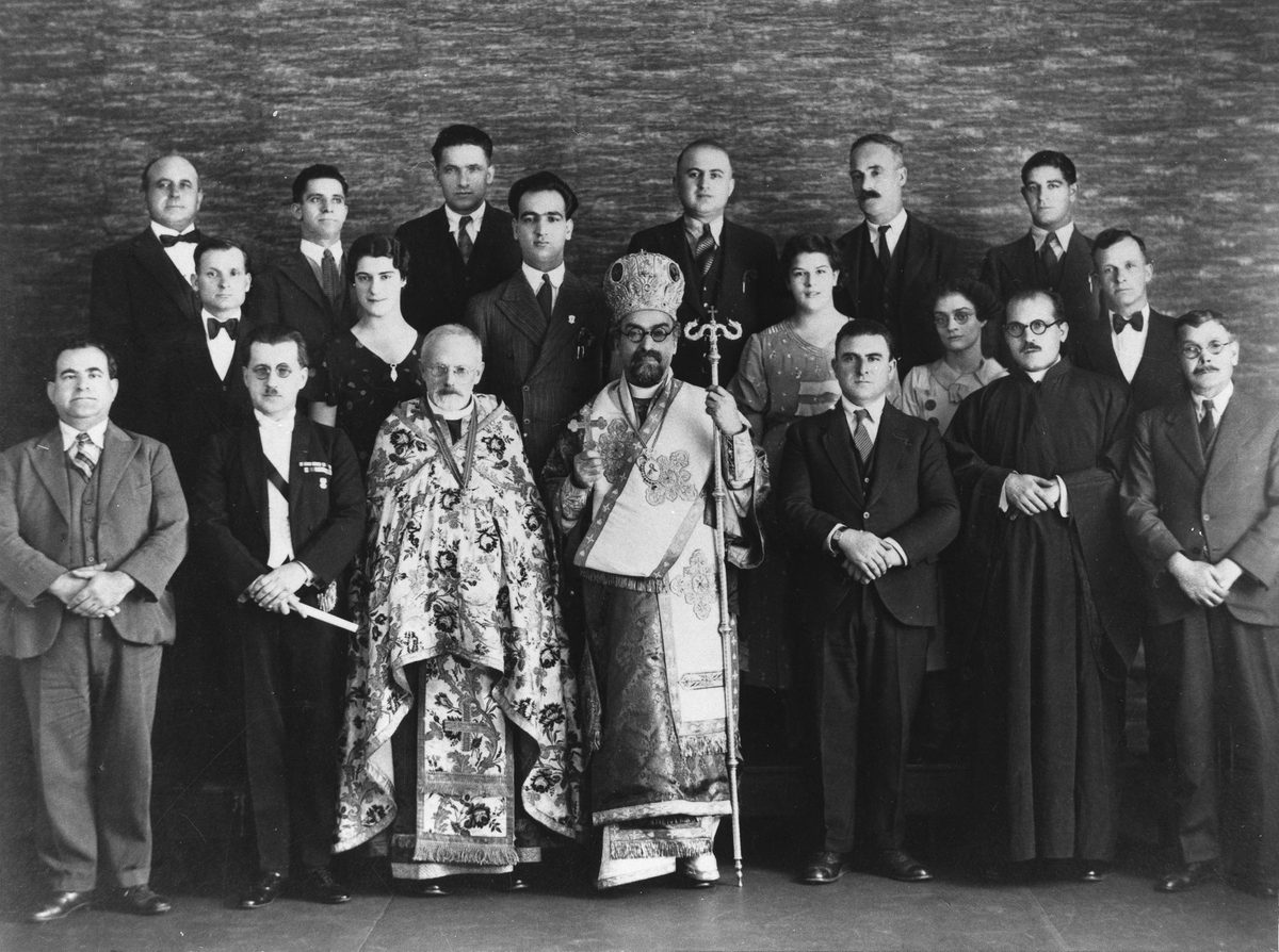 Choir of St. George's Greek Orthodox Church, Charlotte St., Brisbane, 1935, Brisbane City