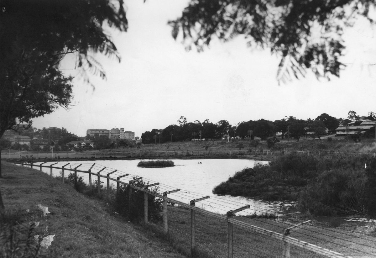 Development of the Victoria Park site as parks and gardens, 1950, Herston