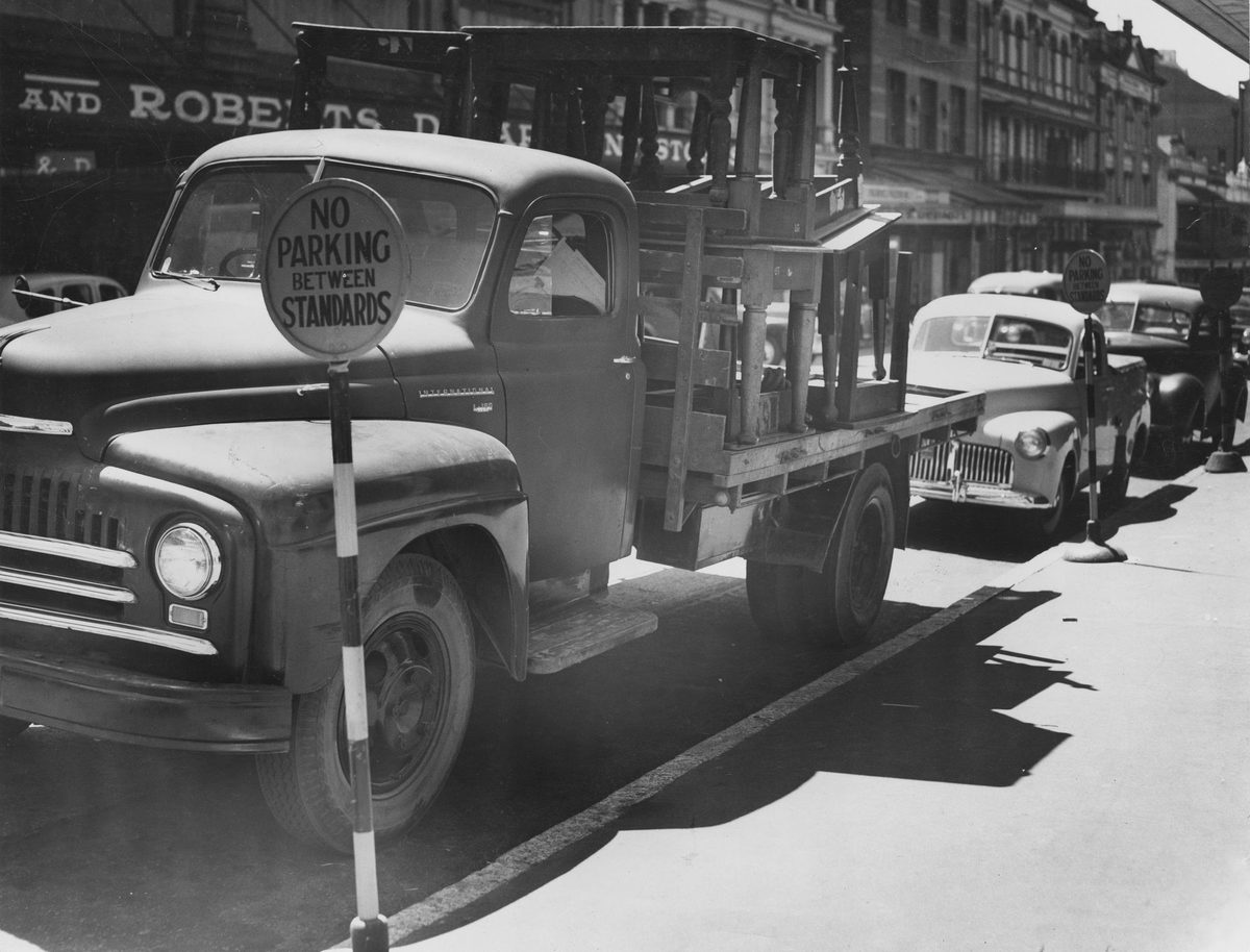 Vehicles parked in Elizabeth Street, Brisbane, 1952, Brisbane City
