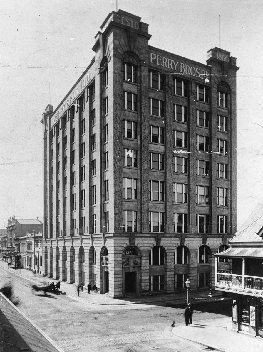 Perry Bothers building at the corner Elizabeth and Albert Street, Brisbane, 1914, Brisbane City