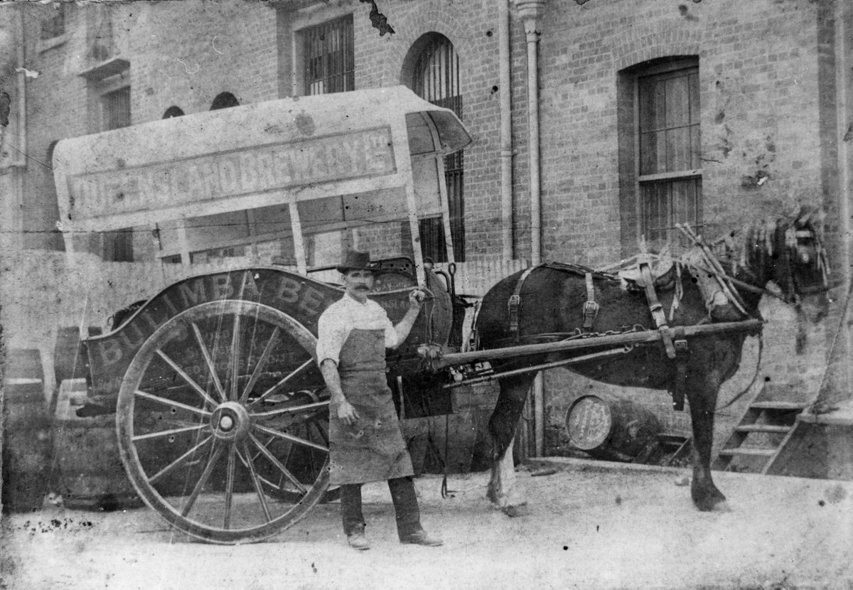 Queensland Brewery delivery cart with driver, 1913