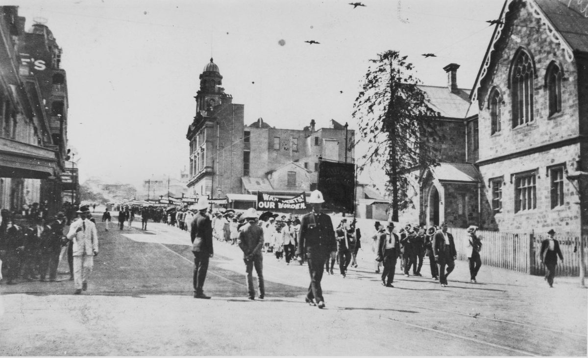 Workers demonstration procession in Brisbane, 1919