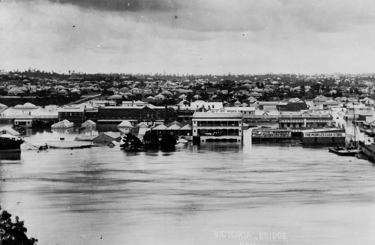 Hope Street, South Brisbane, under floodwaters in 1893