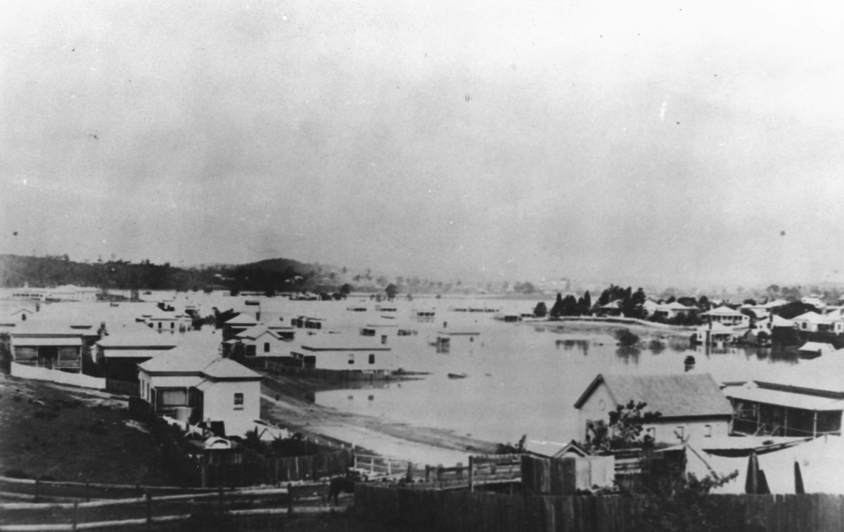 Kingsholme Estate at New Farm inundated during the 1893 Brisbane Flood