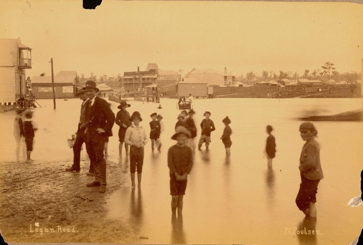 Logan Road at Woolloongabba, Brisbane, during the 1890 flood