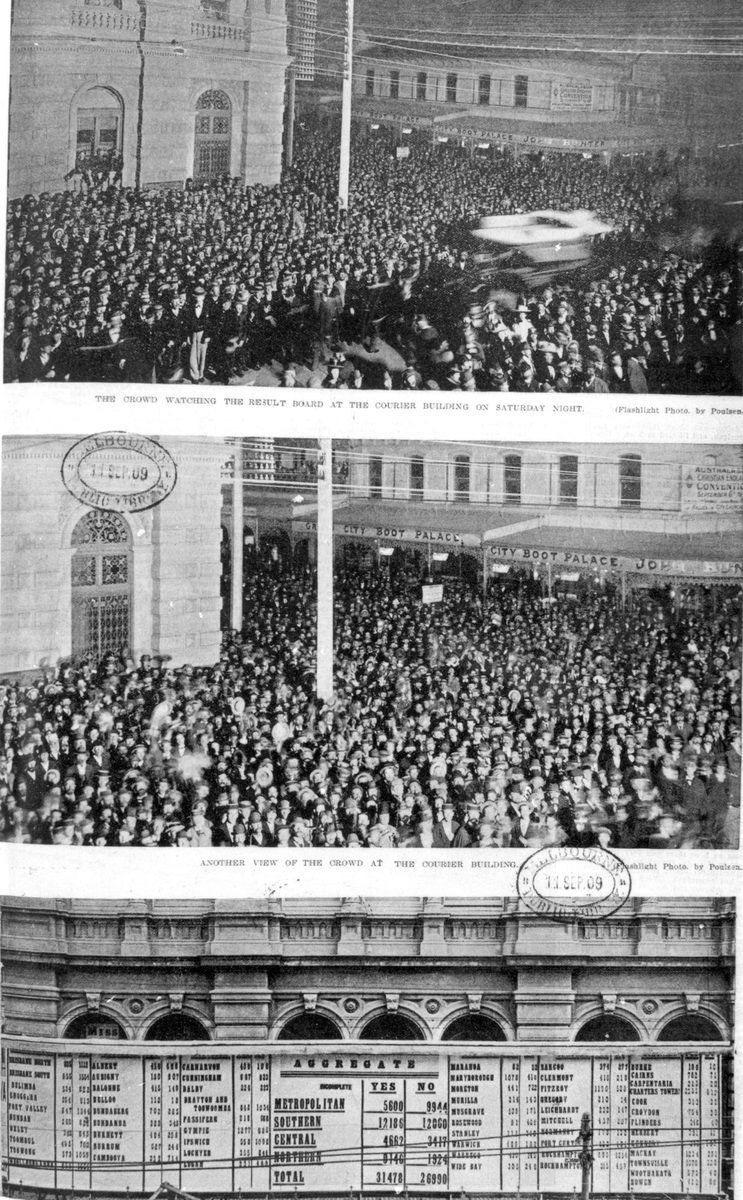 Crowds looking at the results board at the Courier Building on Referendum Night, Brisbane, Queensland, 1889 (1899)