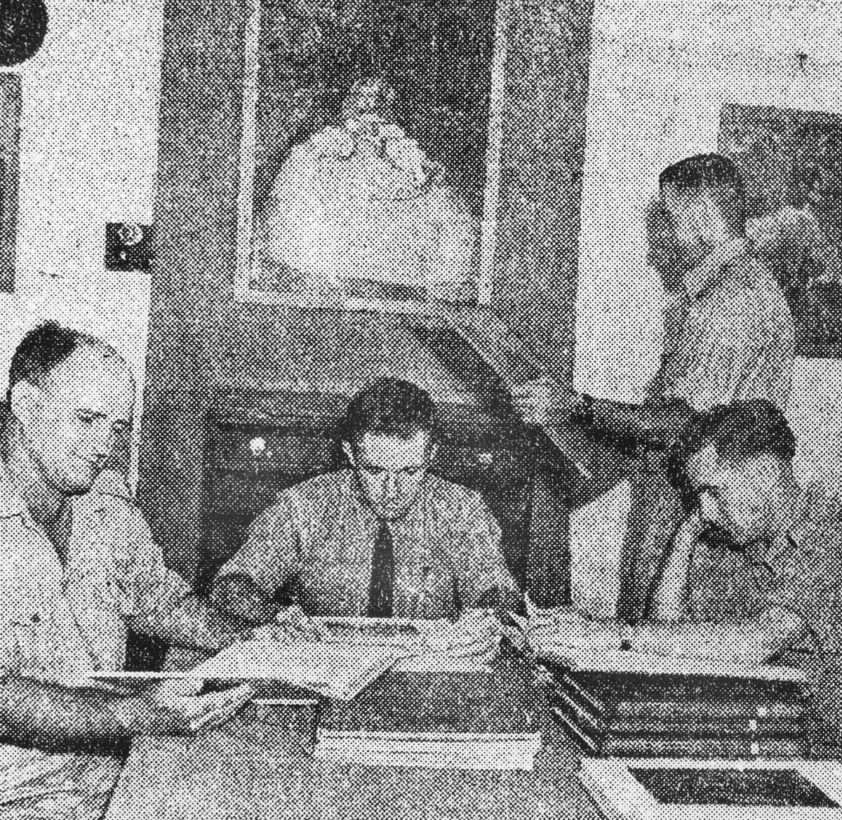 Patrons at the Queensland Art Library in George Street, Brisbane, Brisbane City (1945)