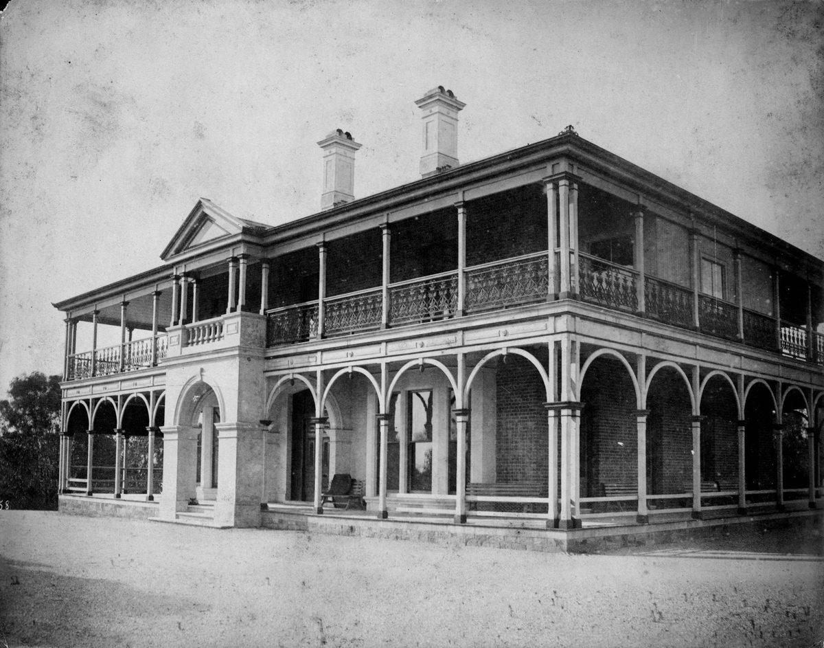Gracious residence, Whytecliffe, at Albion, 1930