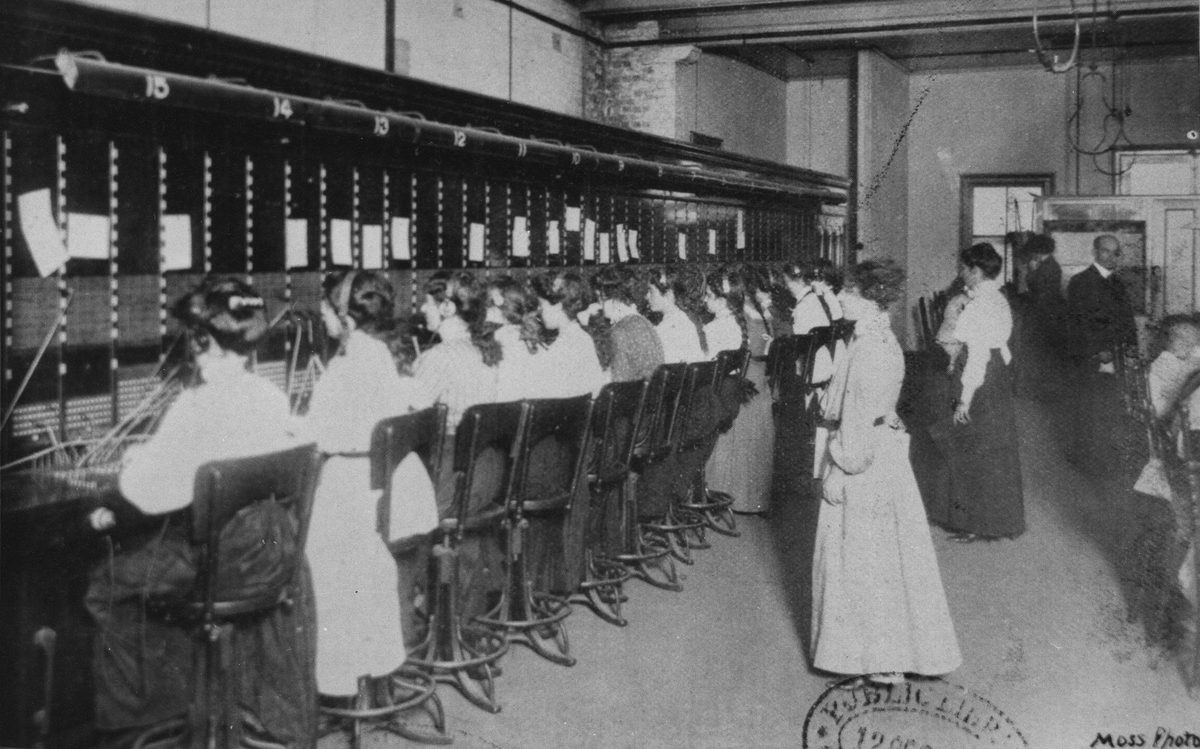 Telephonists working at the Brisbane Central telephone exchange, Brisbane, 1910