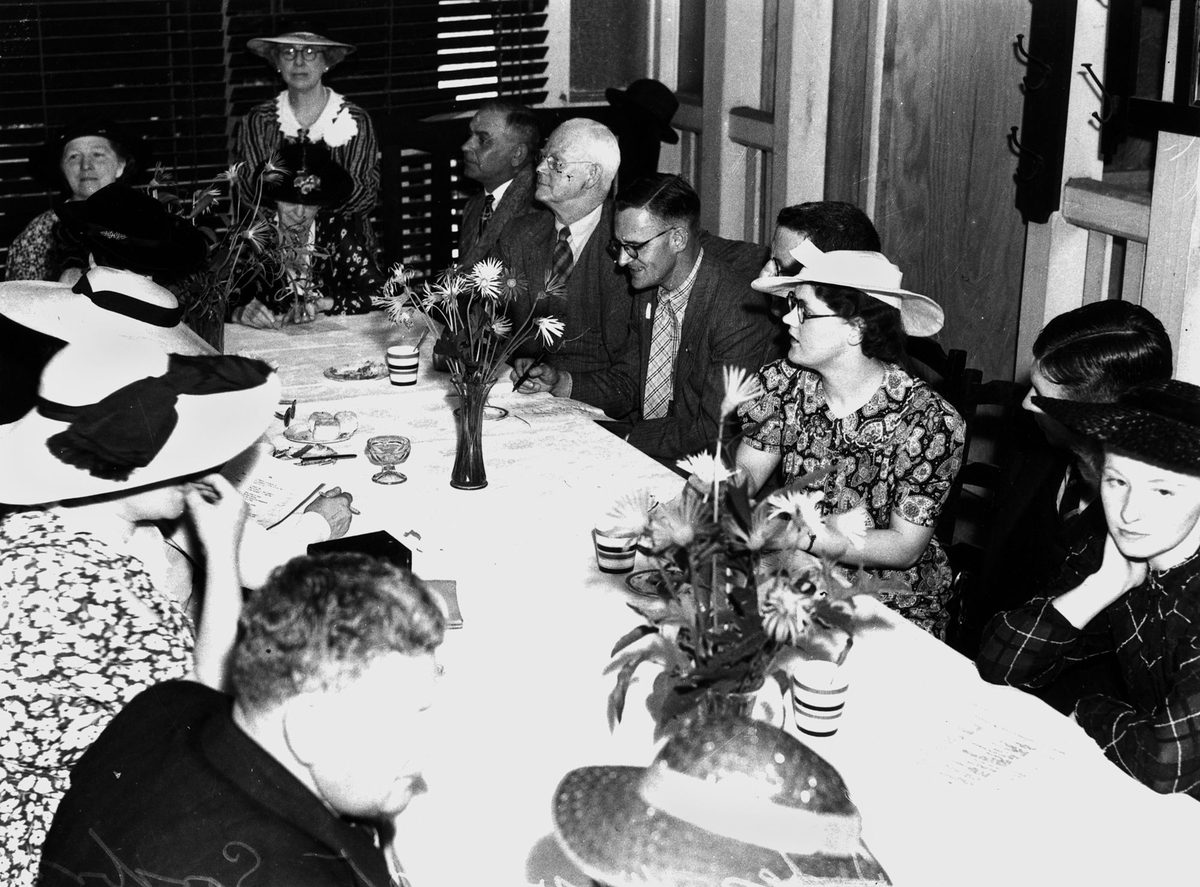 Reception for the Master Bakers' Federal Convention at the Botanic Gardens Kiosk, Brisbane, 1938