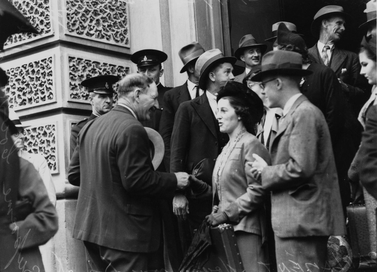 Parliament House raiders at Supreme Court after discharge, 1939, Brisbane City