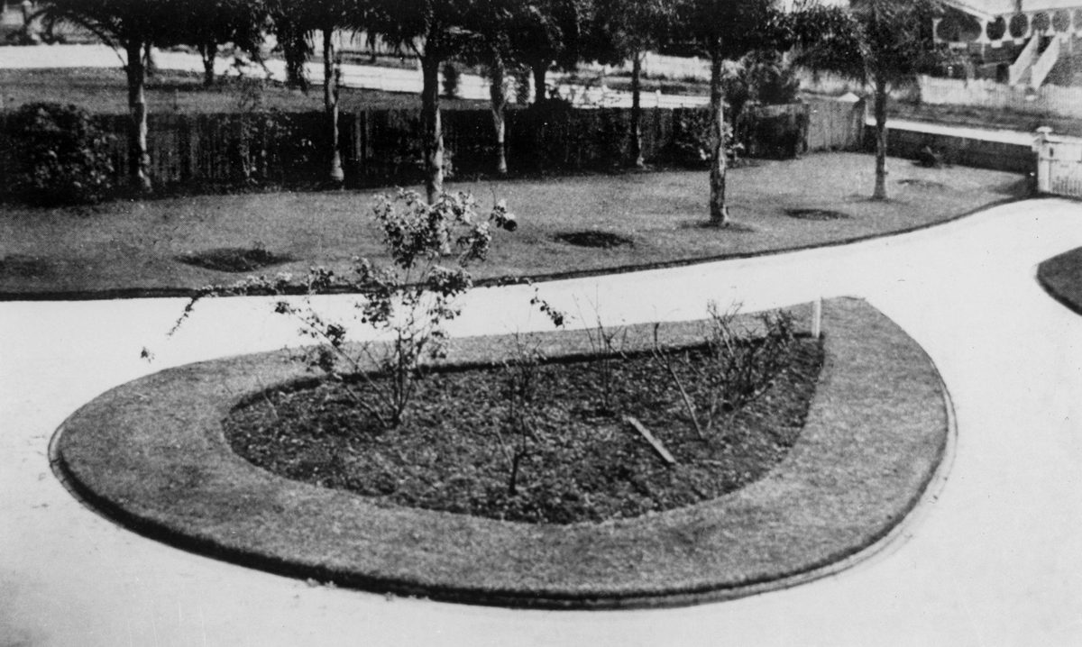 Part of the garden at Mardan, Brisbane, 1921, Clayfield
