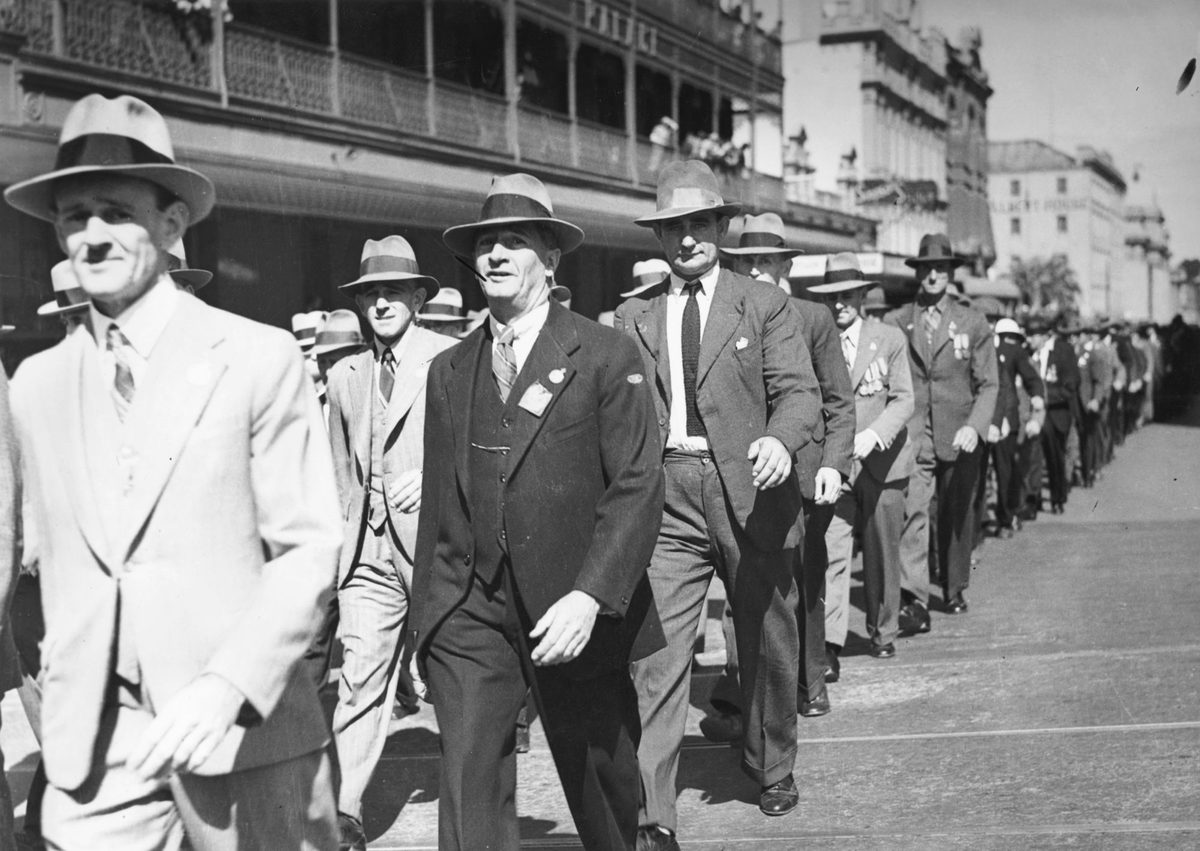 Anzac Day marchers passing People's Palace in Ann Street, Brisbane, 1937, Brisbane City