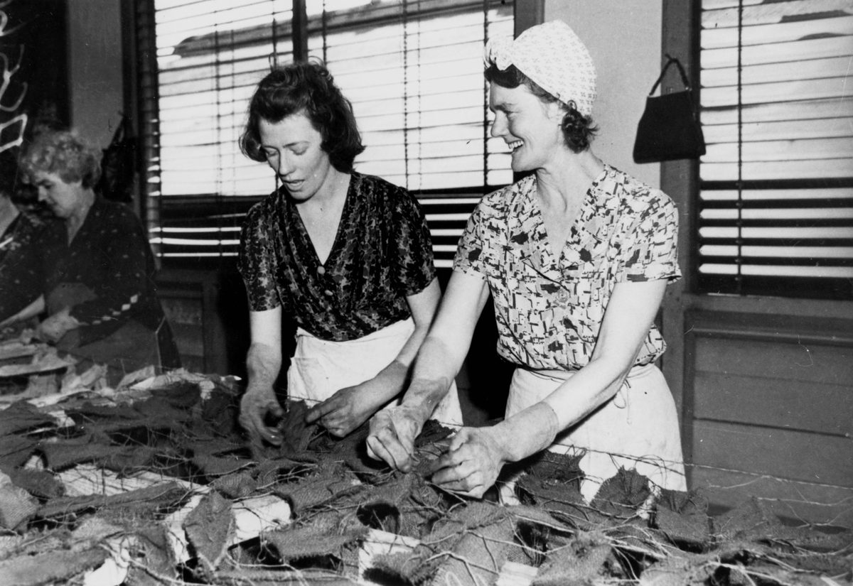 Volunteers working on camouflage nets, Brisbane, 1942