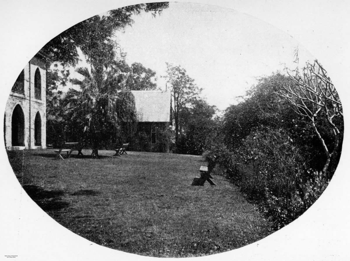 Corner of the lawn at Brisbane residence 'Bishopsbourne', 1925, Milton