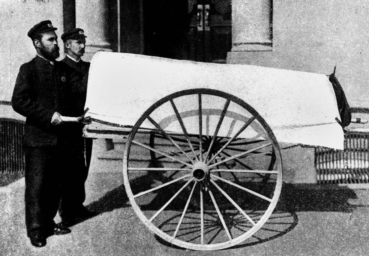 Off to hospital with a patient, 1901