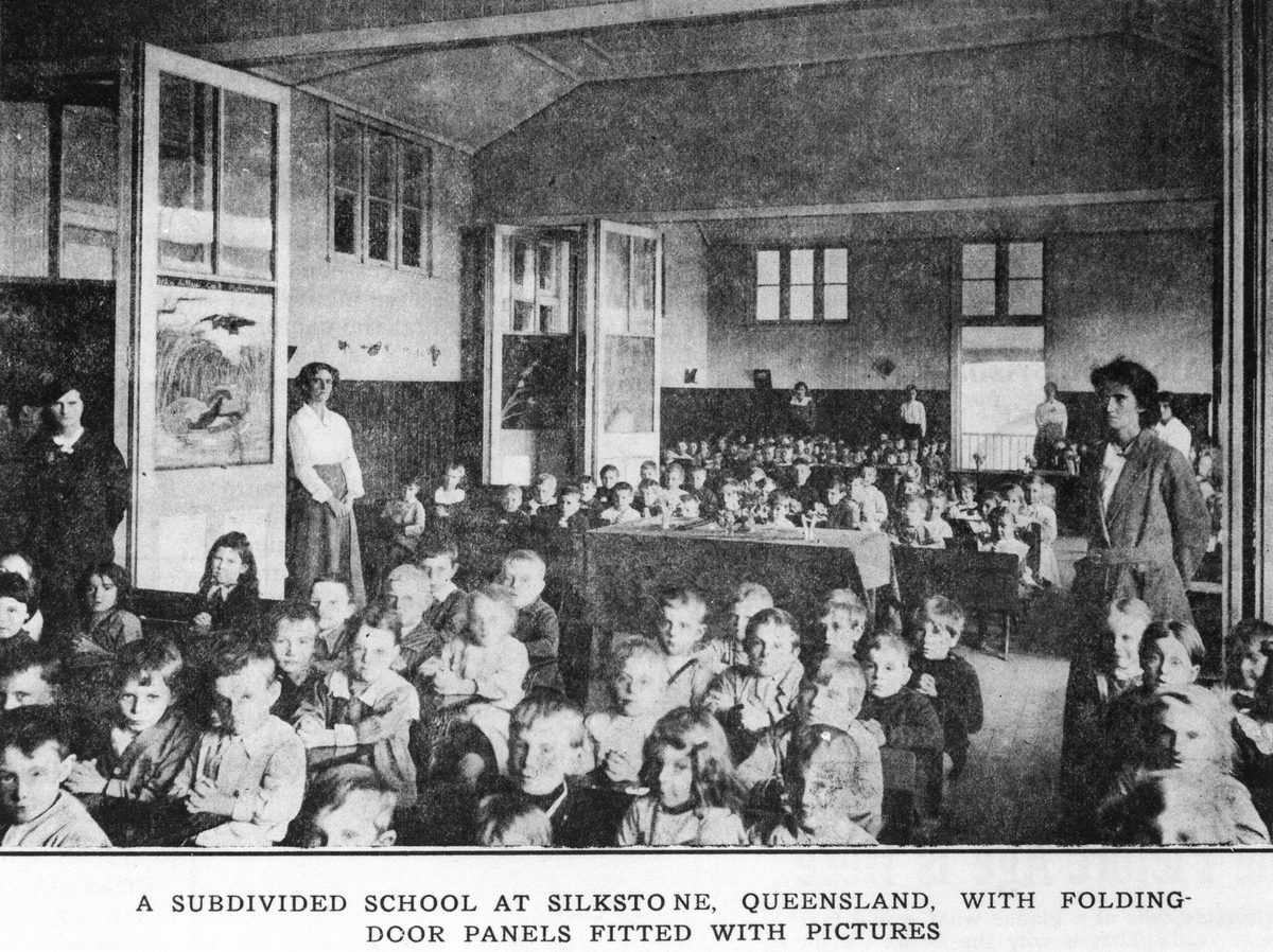 Classes at Silkstone State School, 1919