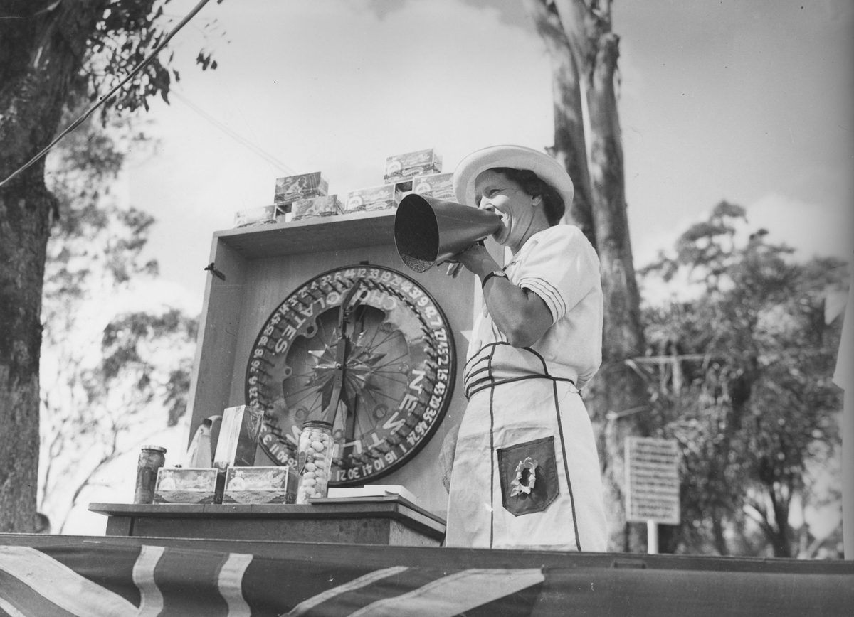 Chocolate wheel at the Red Cross Fete, Government House, Brisbane, 1940, Bardon
