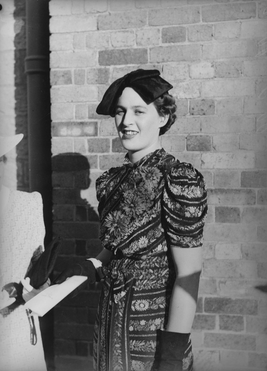 Guest at the Wills-Bell wedding reception, 1940, Brisbane