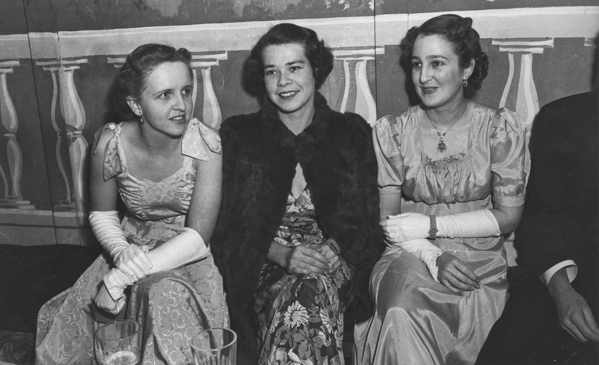 Guests at the Queensland Brewery annual staff ball, 1940, Brisbane